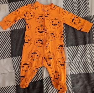 EUC Carter's Halloween footsies Onesie